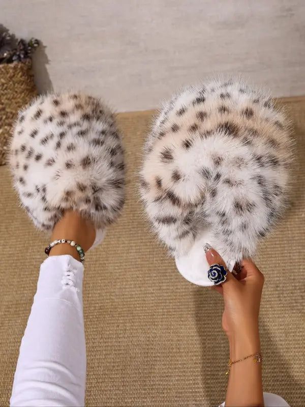 New Trendy Plush Fur Slippers, Super Cute Fashion Warm Home Shoes, Anti-Slip Thick Sole Cat-Like Feel Cotton Slippers, Christmas Gift for Girls