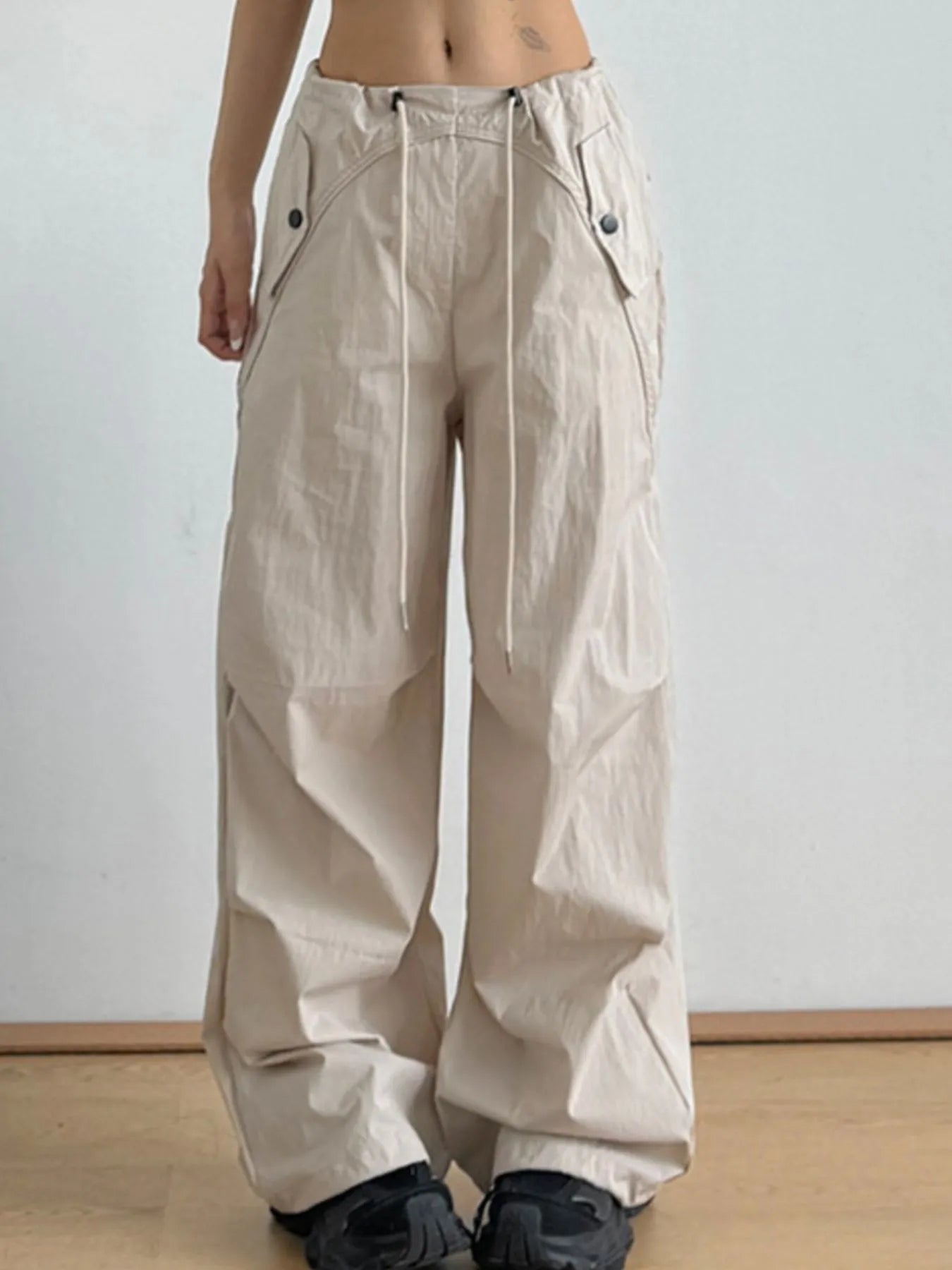 Relaxed Wide-Leg Drawstring Pants