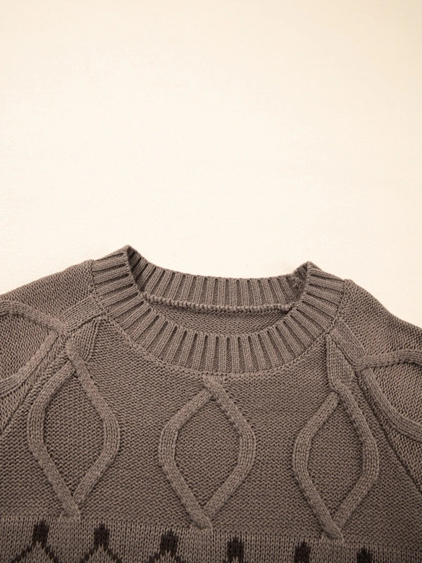 Geometric Round Neck Long Sleeve Sweater