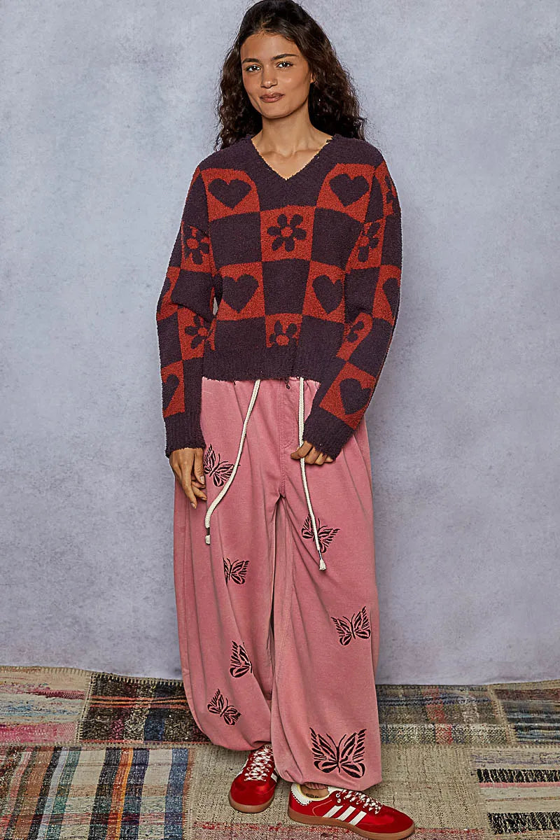 POL V-Neck Heart Pattern Checkered Sweater Oversized