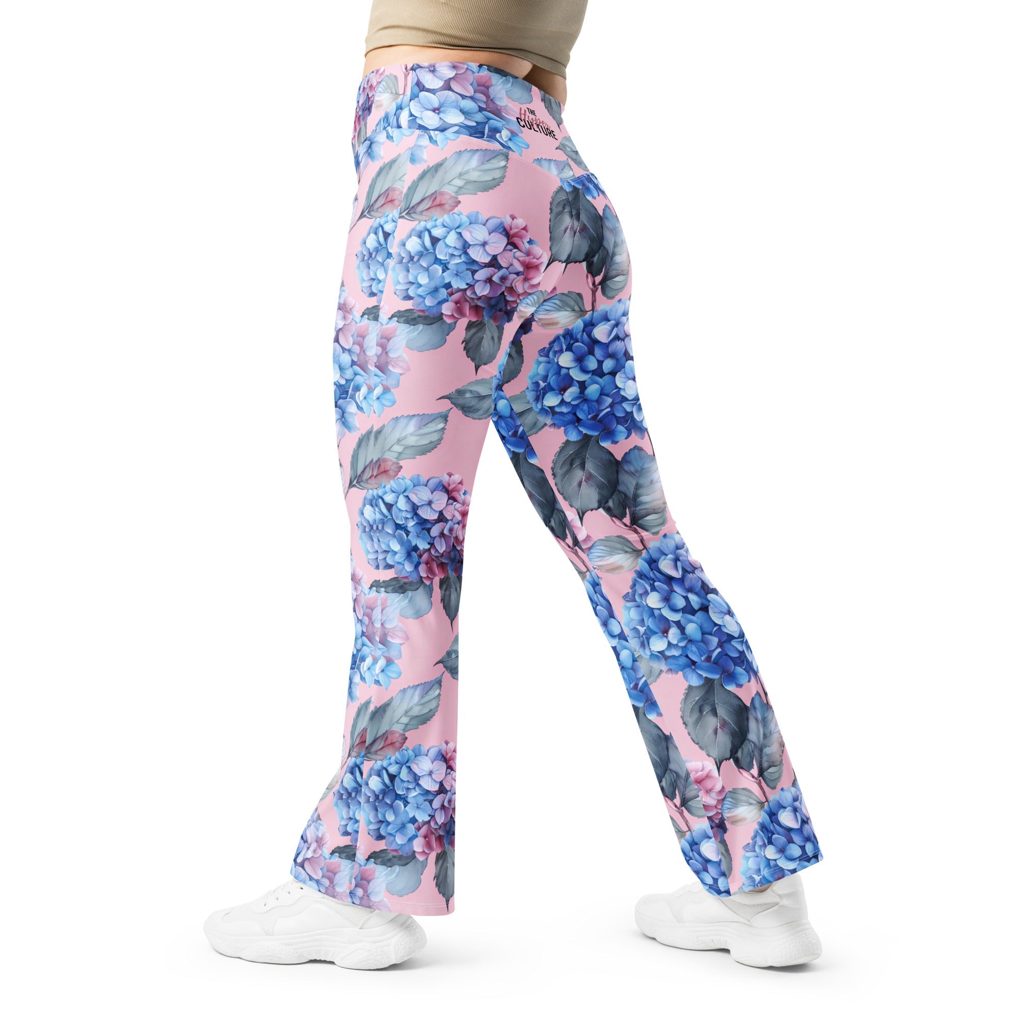 [Floral Bloom] Blushing Hydrangea Flare Leggings