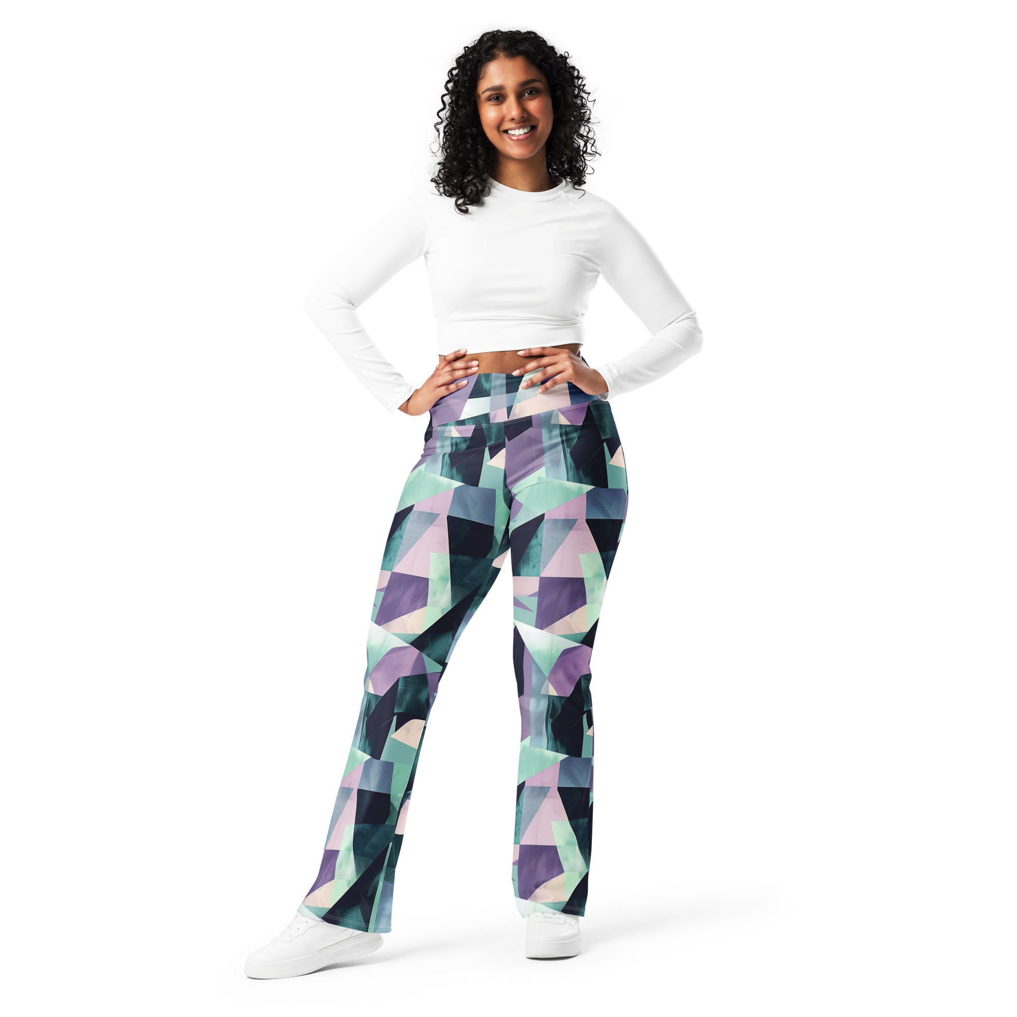 [GeoModa] Kleido Shards Flare Leggings