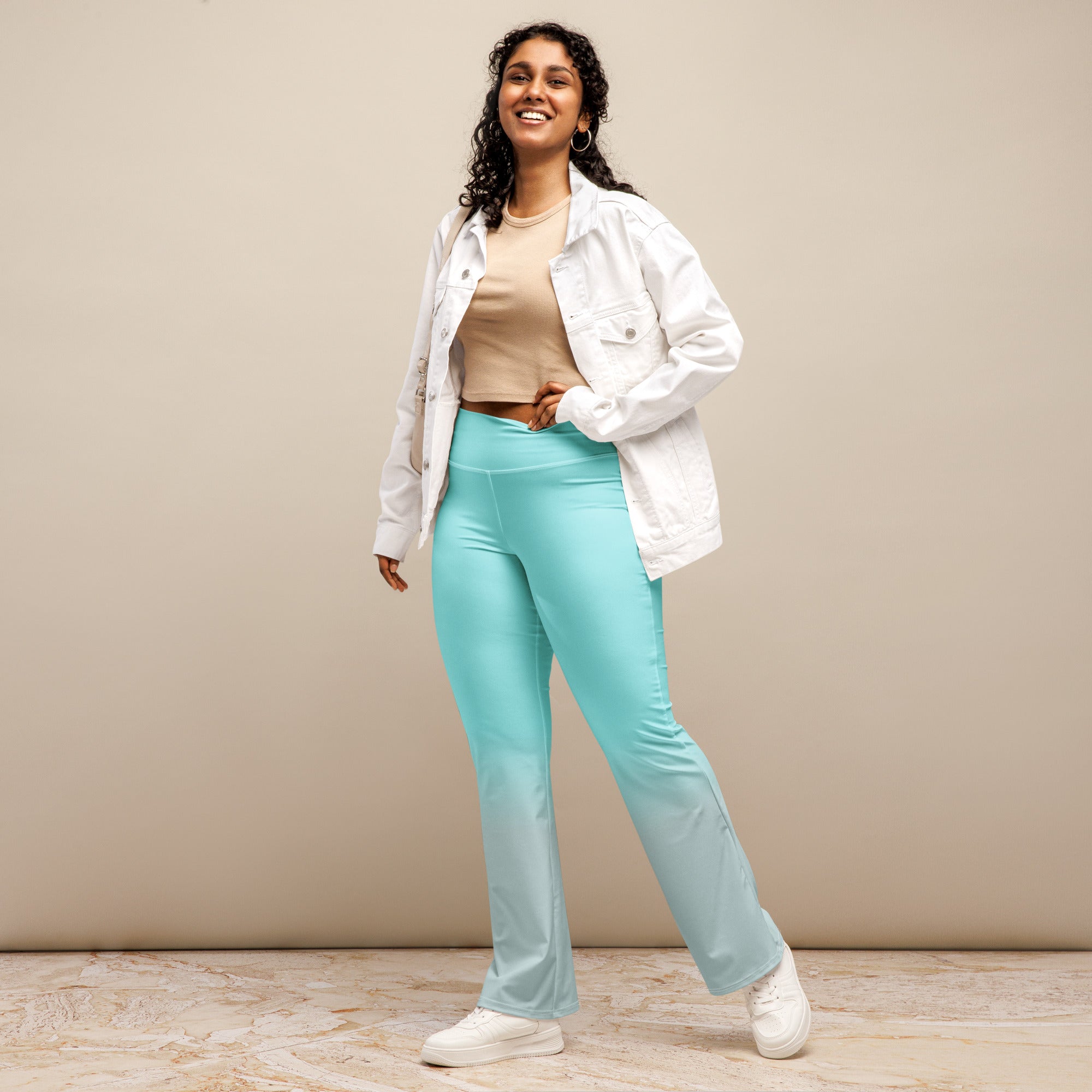 [THC Basics] Frosted Cyan Flare Leggings