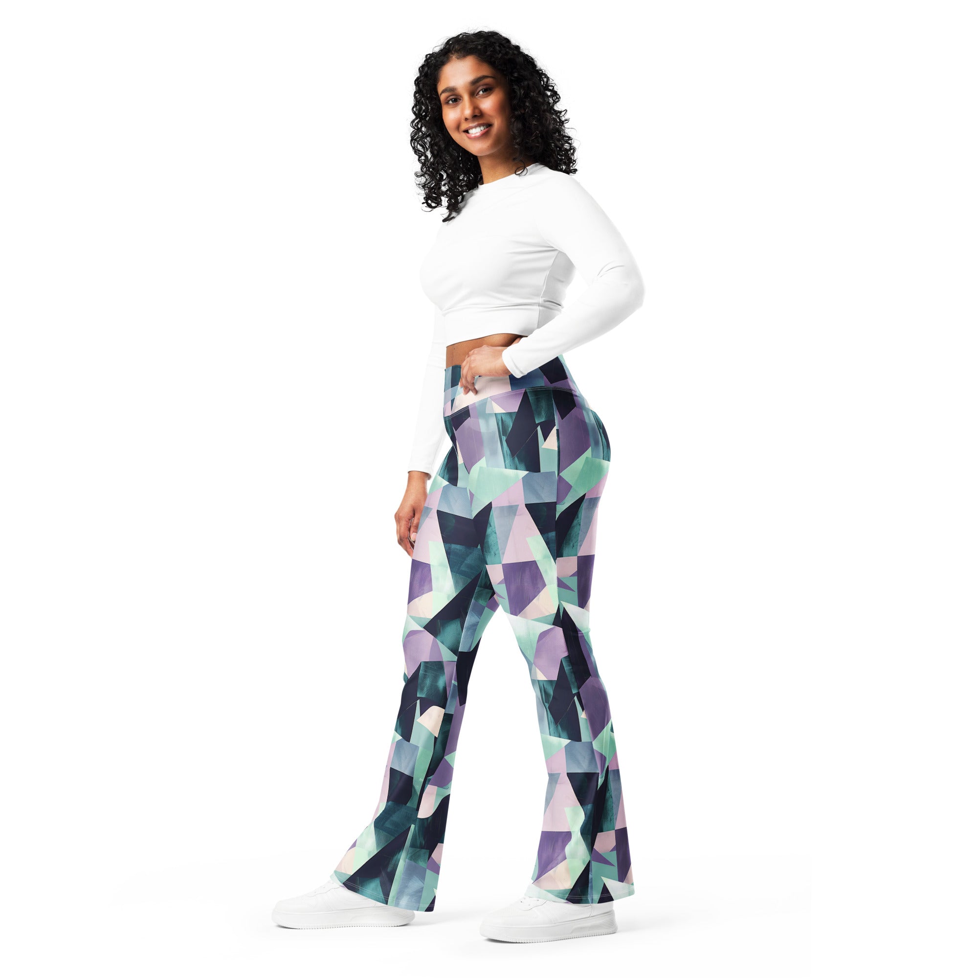 [GeoModa] Kleido Shards Flare Leggings