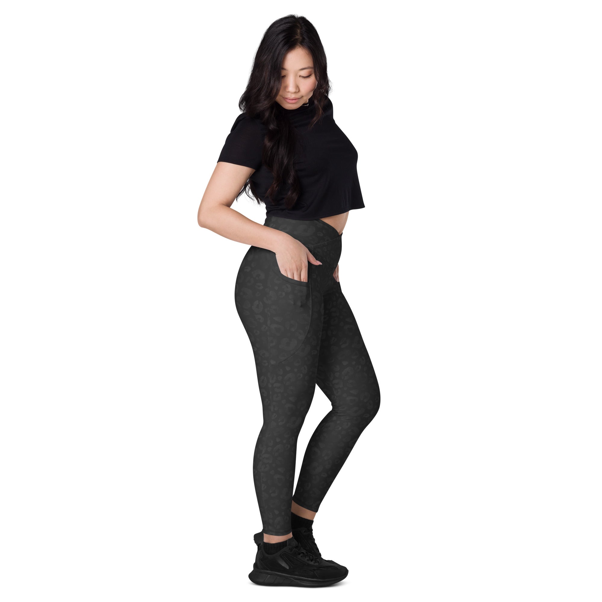 [Wild Side] Obsidian Roar Crossover Leggings with Pockets