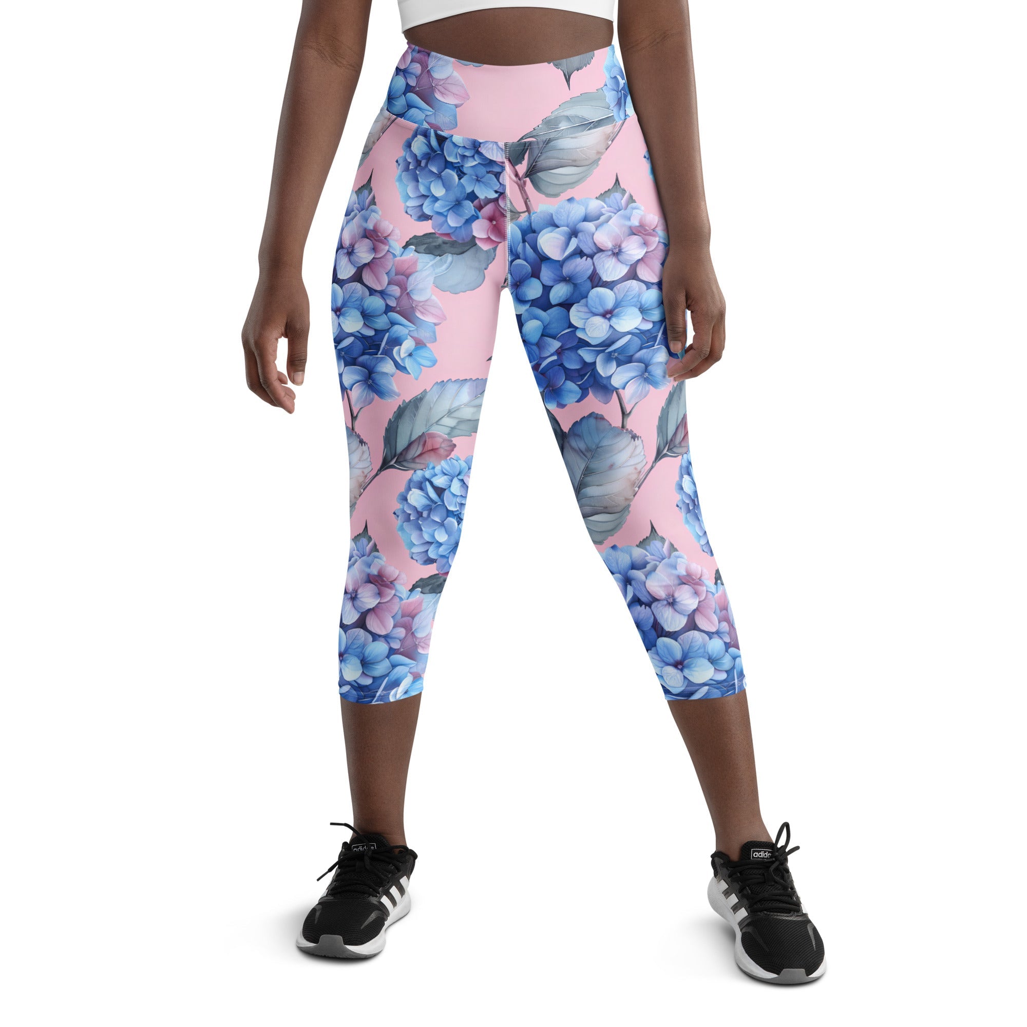 [Floral Bloom] Blushing Hydrangea Yoga Capri Leggings