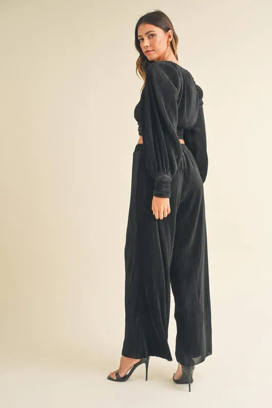MABLE Front Twisted Long Sleeve Top and Pants Set